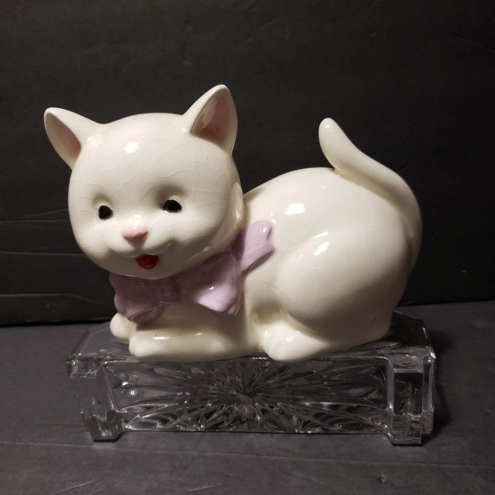 Vintage FERGUSON Ceramic Kitten Cat Figure